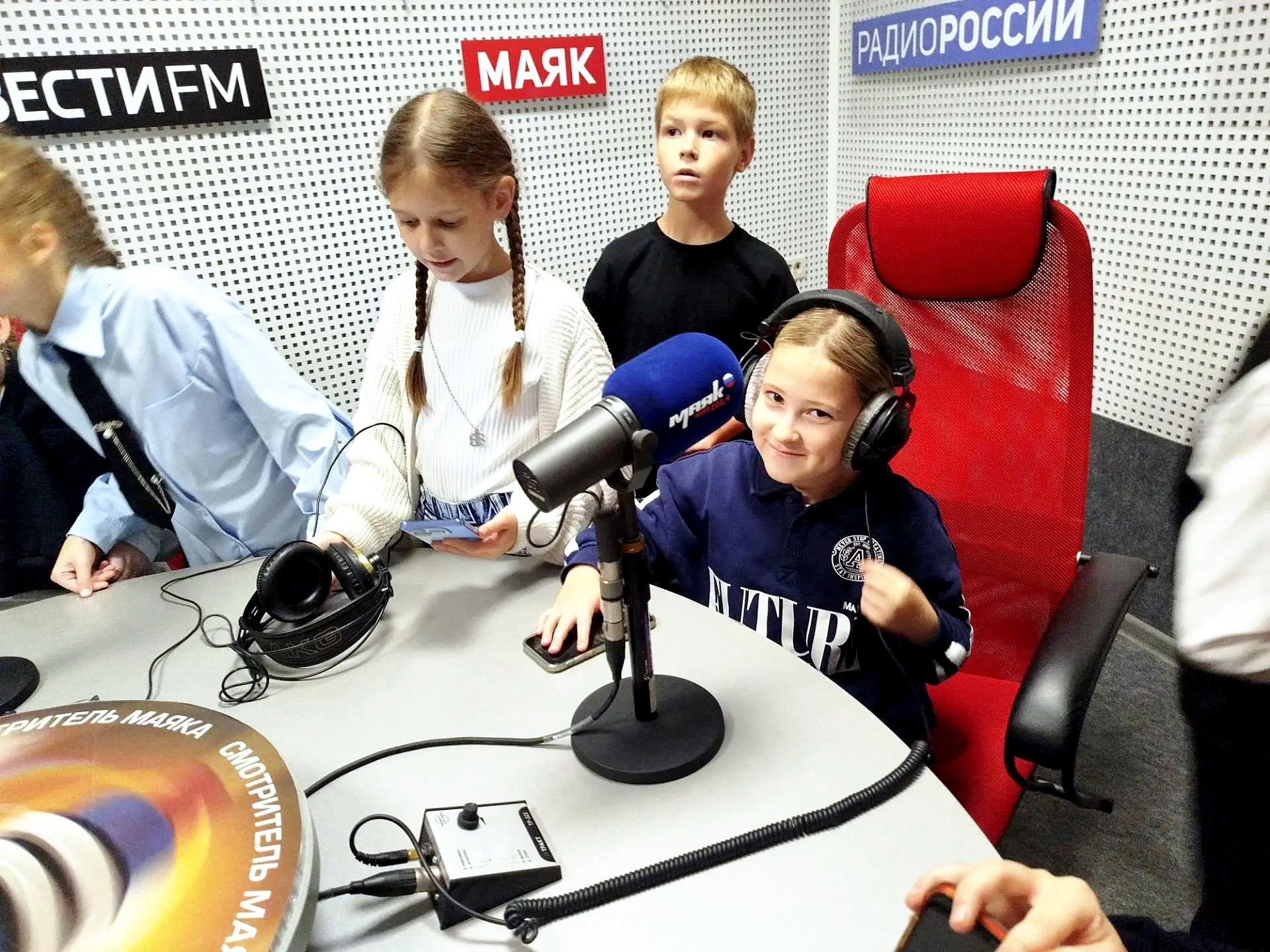 Ученики 3б класса побывали на ГТРК «Вятка». 📺