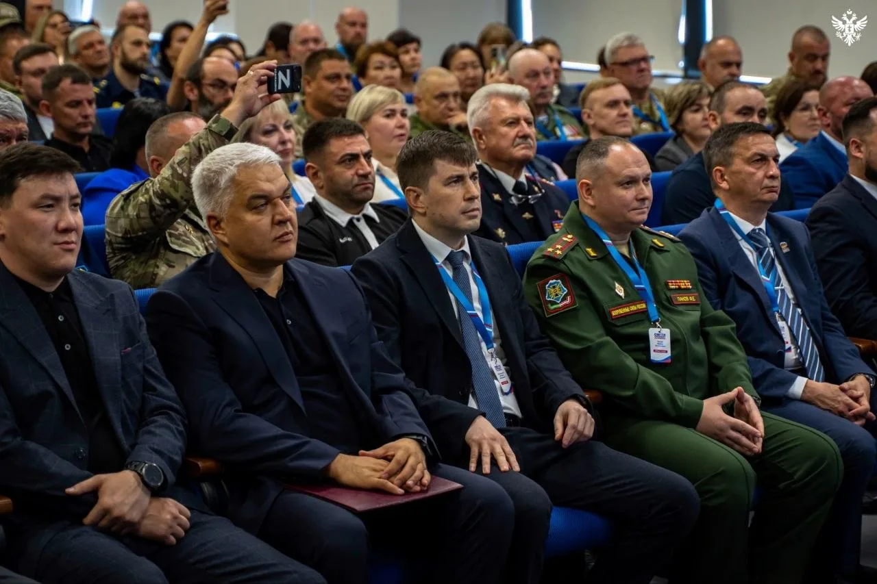🇷🇺 Первый замгубернатора Херсонской области Павел Шувалкин принял участие в Межрегион...