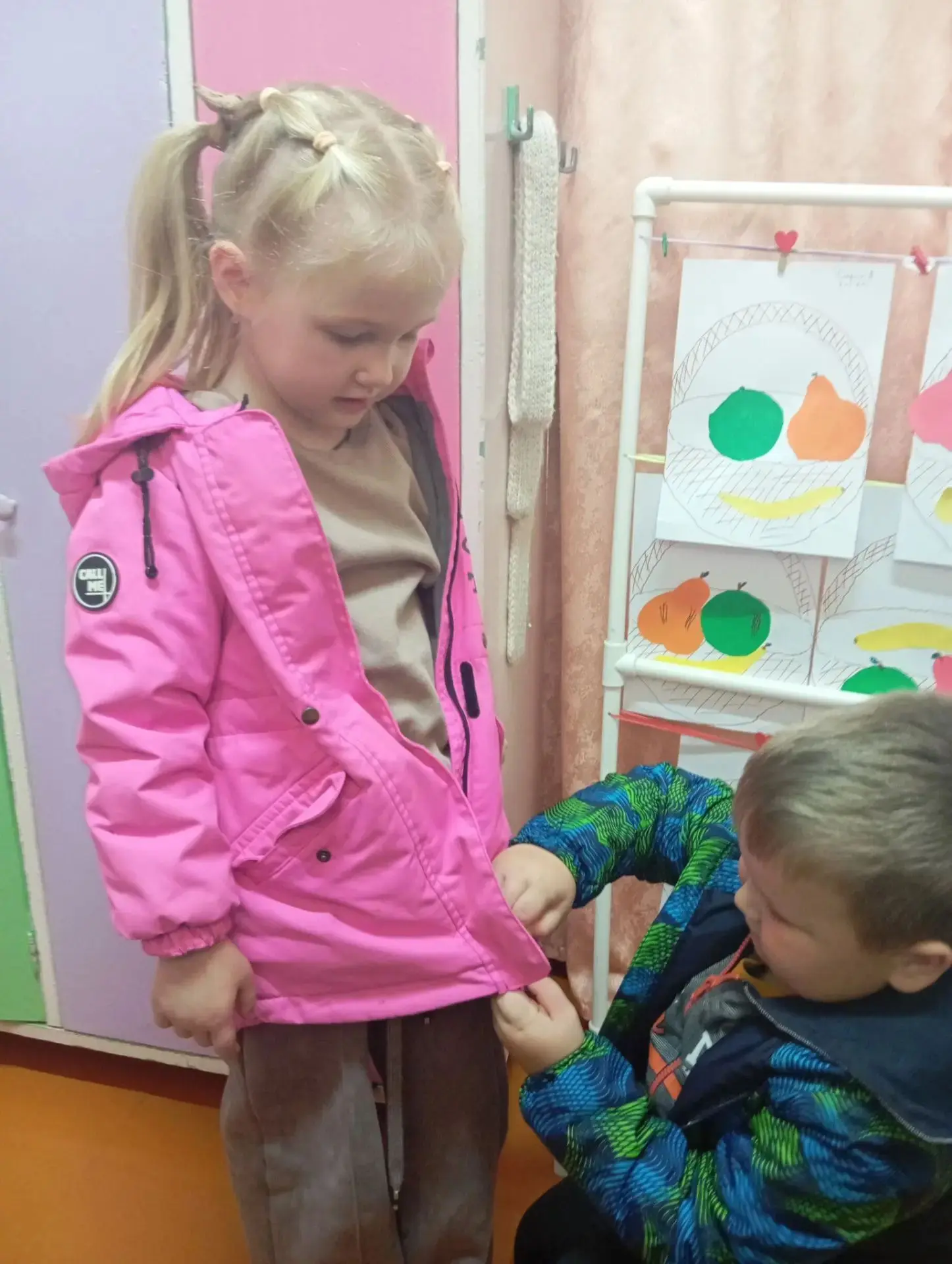 Акция  "Взаимовыручка" в старшей группе.