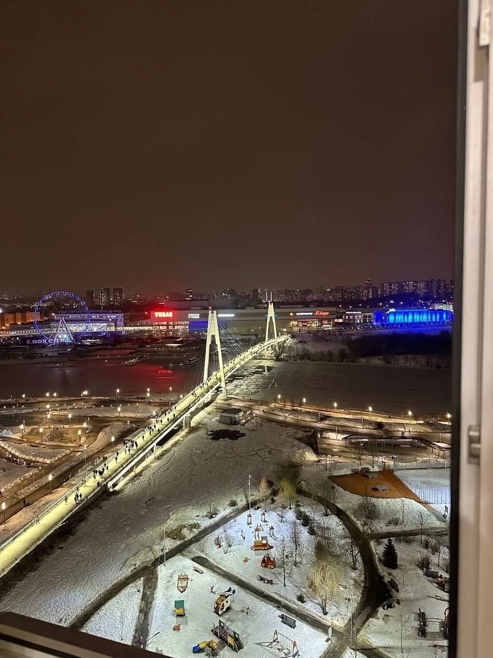 Сдается комната 14 кв.м. В Павшинской Пойме. ТОЛЬКО МОЛОДОЙ ДЕВУШКЕ. Первая линия, до с...