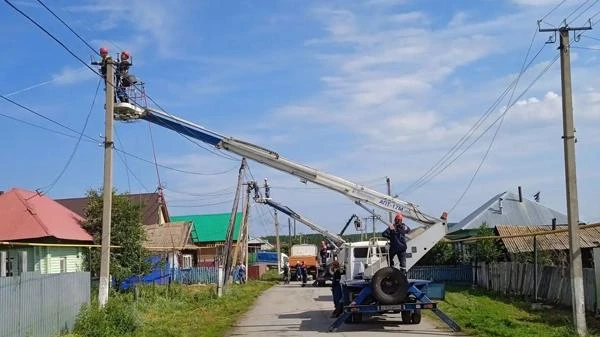 ⚡️ Под Уфой электромонтёра насмерть ударило током