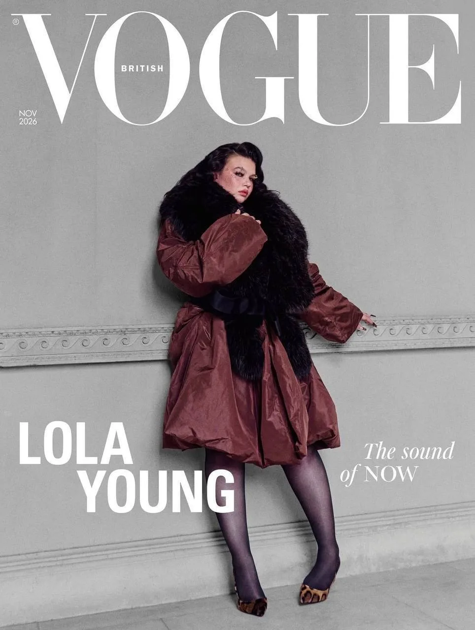 Британская голосистая певица Лола Янг на обложке местного Vogue. Именно ее, кстати, сти...