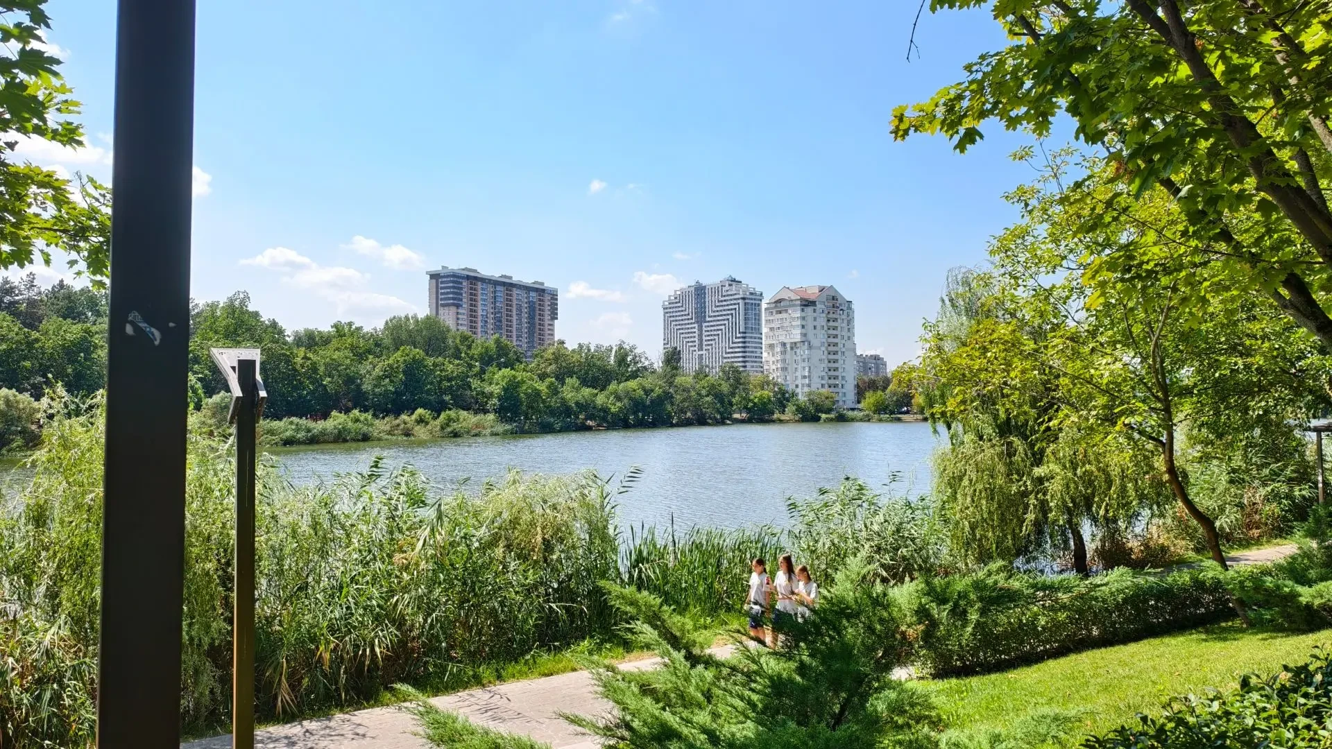 На Кубани ожидается температура до +29 °C в тени — 12 октября прогнозируют переменную о...