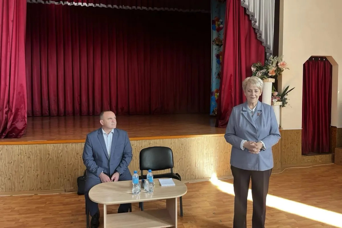 В Пугачеве Антонина Галяшкина встретилась с депутатами местных советов