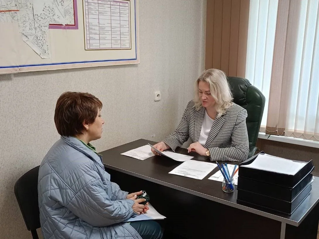 Юлия Мантурова провела прием граждан в ТОС микрорайона «Бурнаковский»