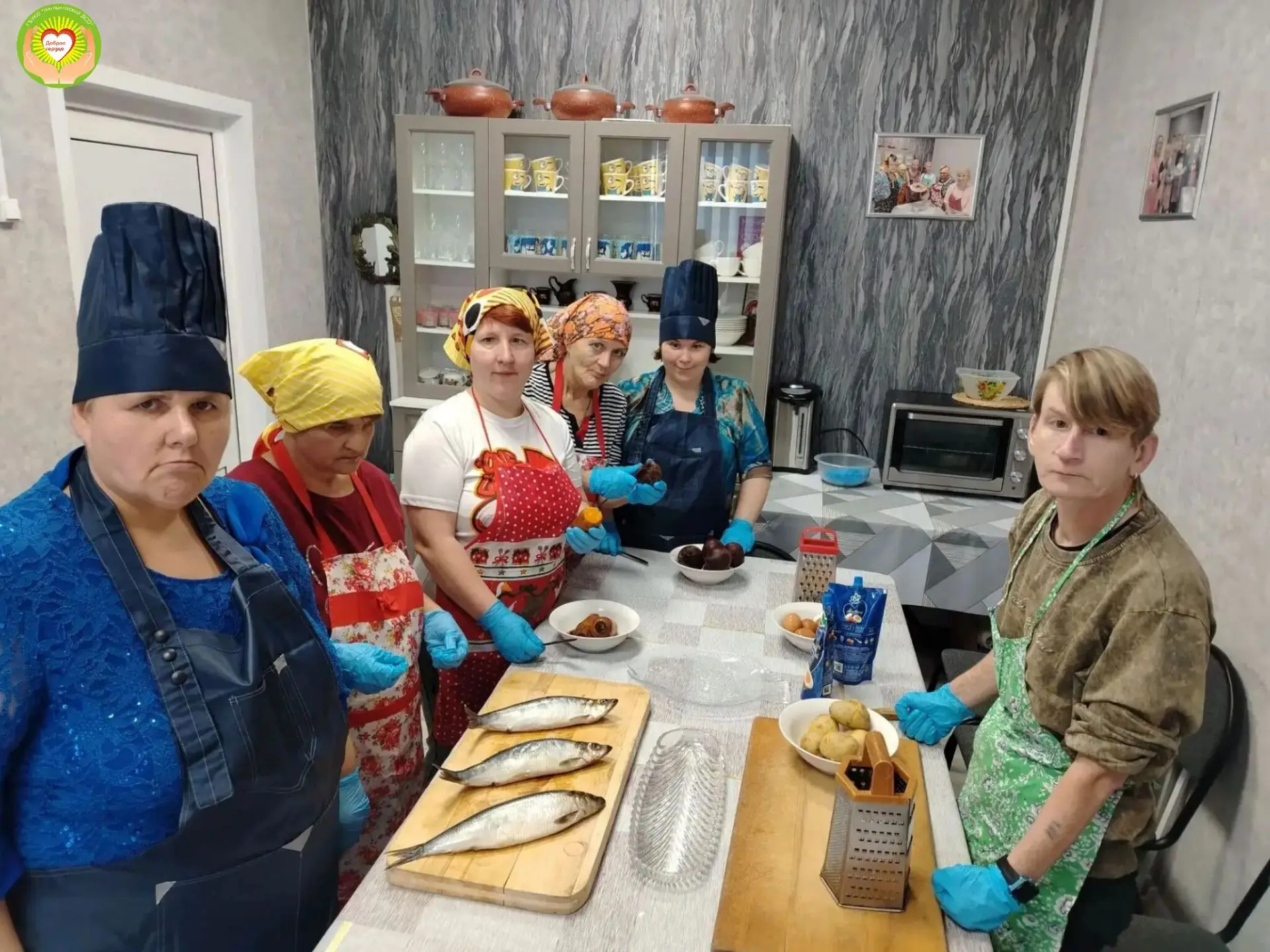 За окном холодный октябрь,🍁 а на нашей кухне всегда уютно и тепло. Сегодня участникам ...
