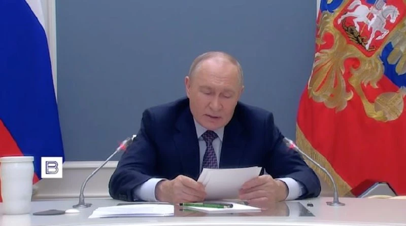 Владимир Путин: Российский фондовый рынок устойчив и надежно функционирует: