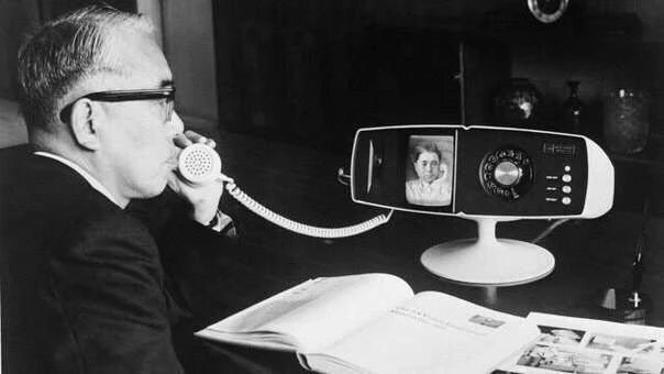 👁Видеотелефон «Тошиба» — первый аналог Skype из 1968 года.