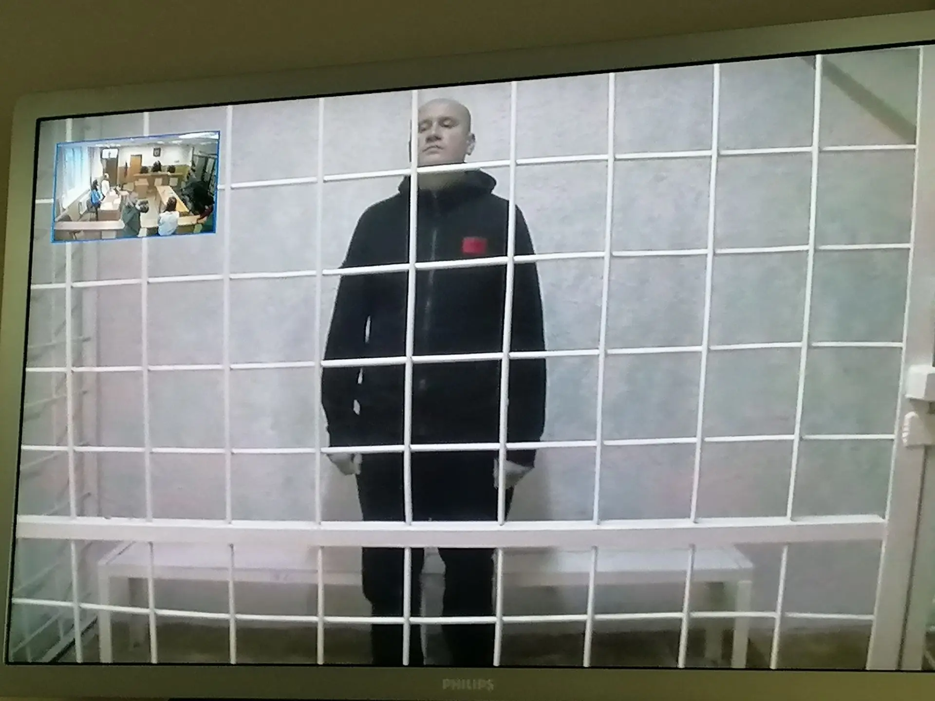 Глава Нижней Павловки, обвиняемый в мошенничестве, освобожден из-под стражи и отправлен...