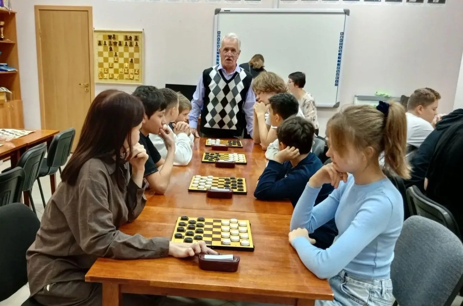 В культурно-спортивном центре «Лотошино» состоялись ежегодные соревнования по шашкам ср...