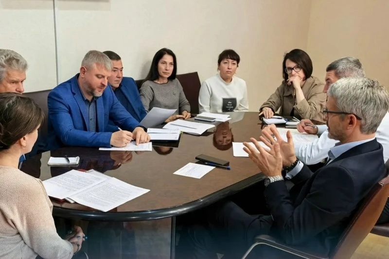 🤝 Глава Тамбовского округа Александр Орионов провёл личный приём граждан