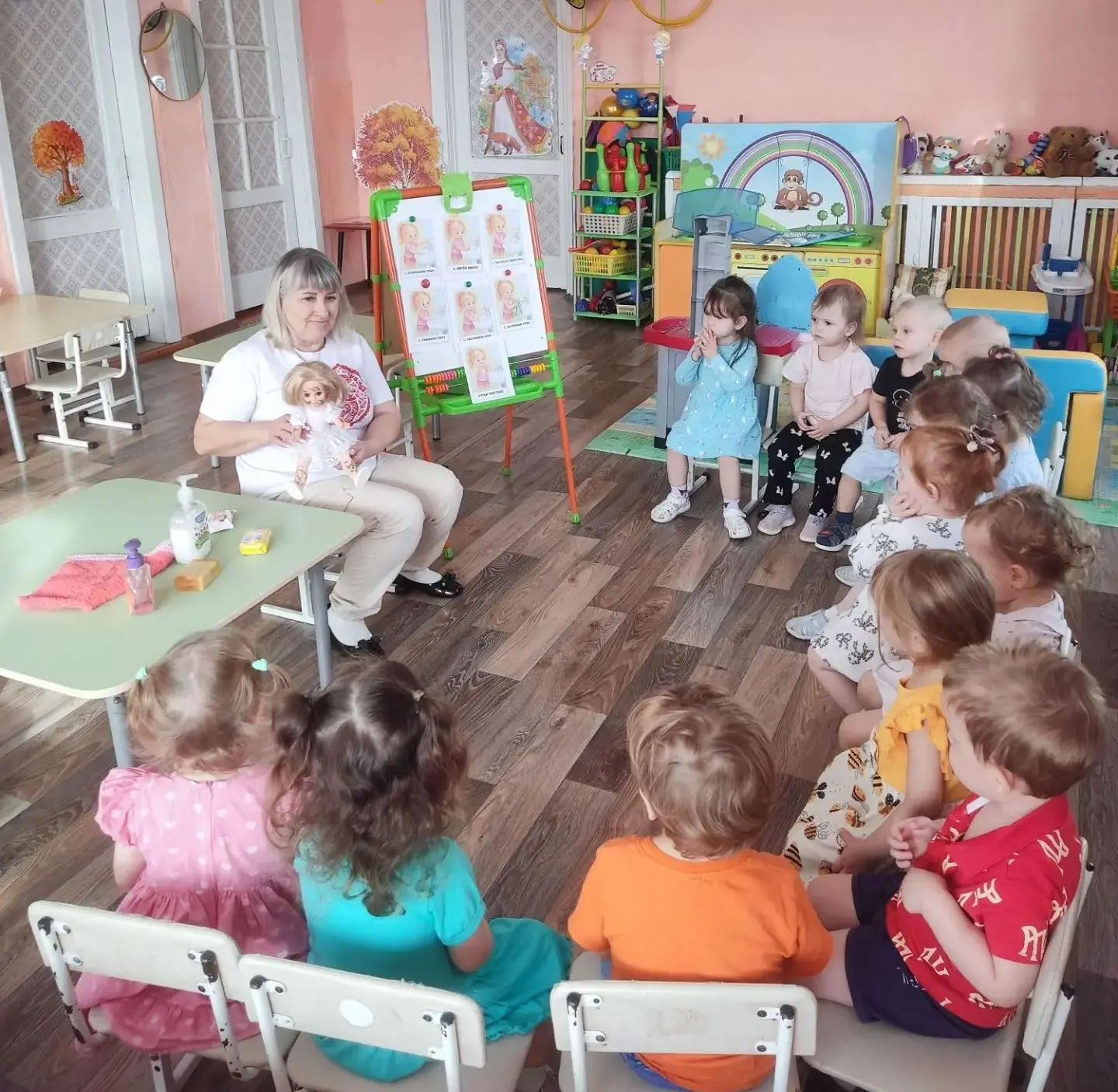 📌Наши самые маленькие воспитанники присоединились к акции "Всемирный День чистых рук!