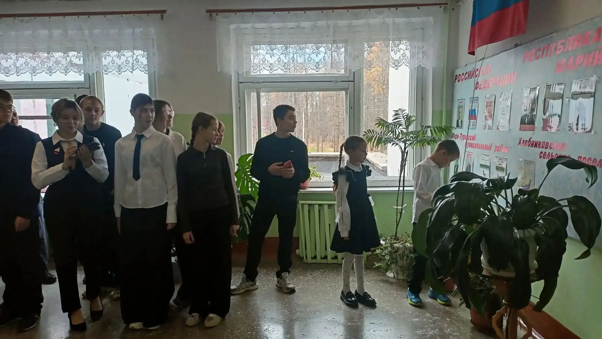 Новая учебная неделя в Хлебниковской школе началась с позитива! 🎉