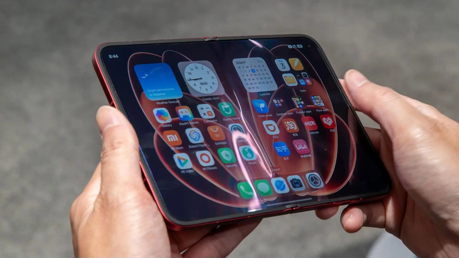 Honor продолжает форсировать разработку аналога iPhone Duo