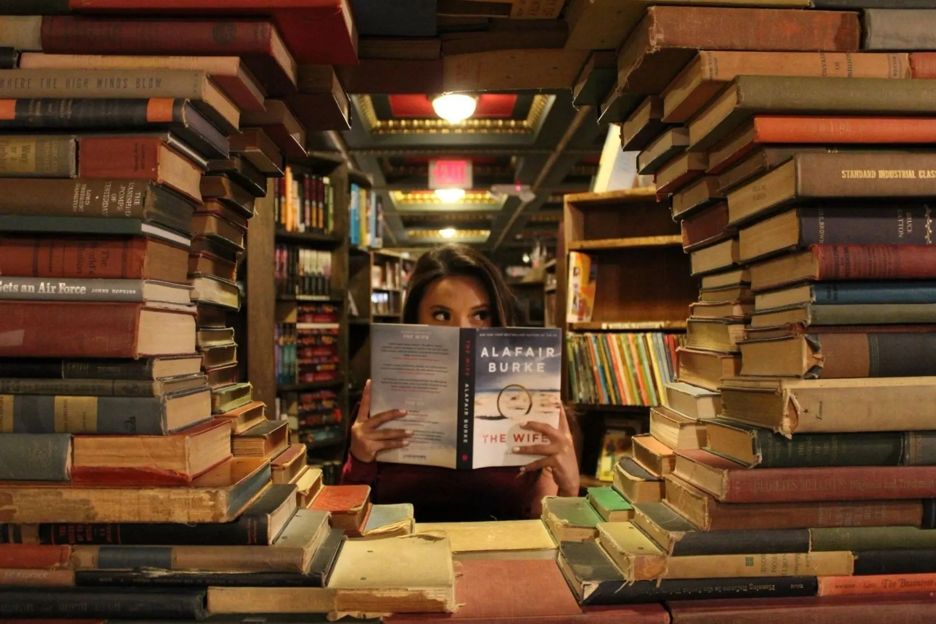 Книжная полка, держись! К тебе едут 4 000 претендентов 📚