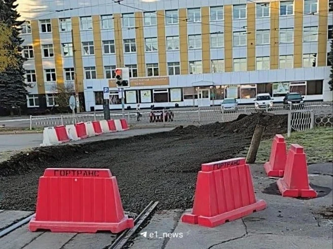 🚧 Перекрёсток Волгоградской и Белореченской закрыли ещё на неделю