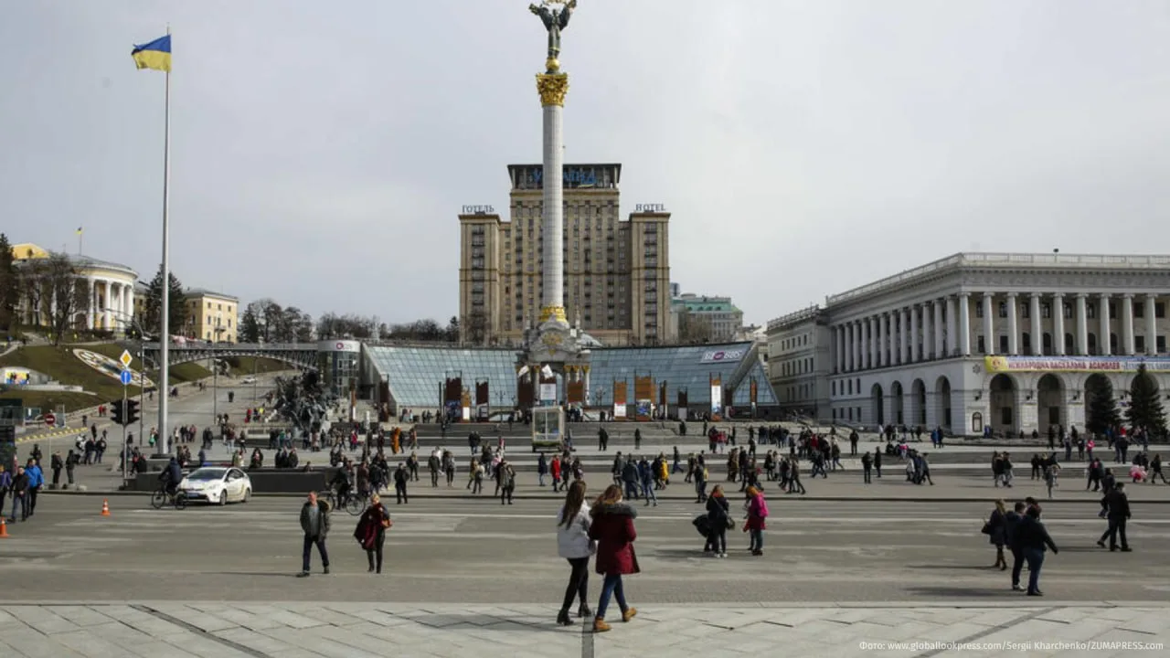 Правый берег Киева и два района области остались без света и электроэнергии.