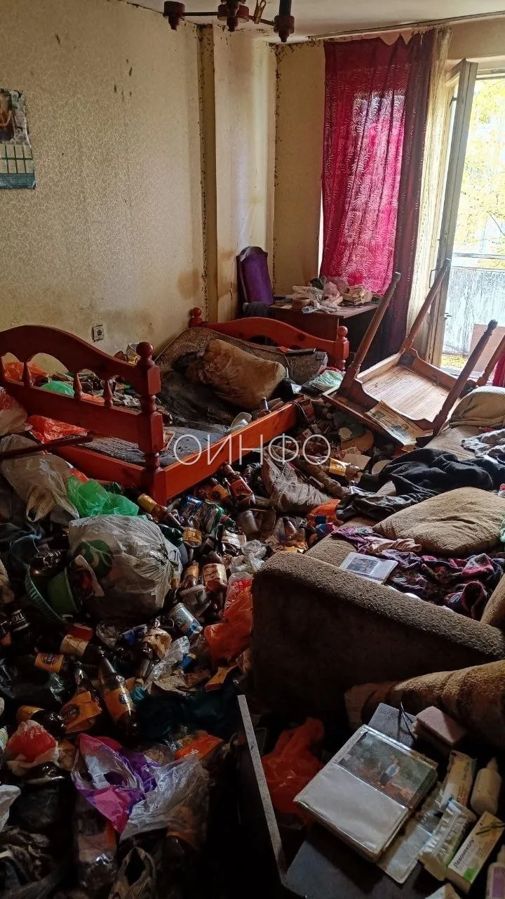 😳 Жители дома №5 на улице Мичурина в Новоивановском рассказали, что в одной из квартир...