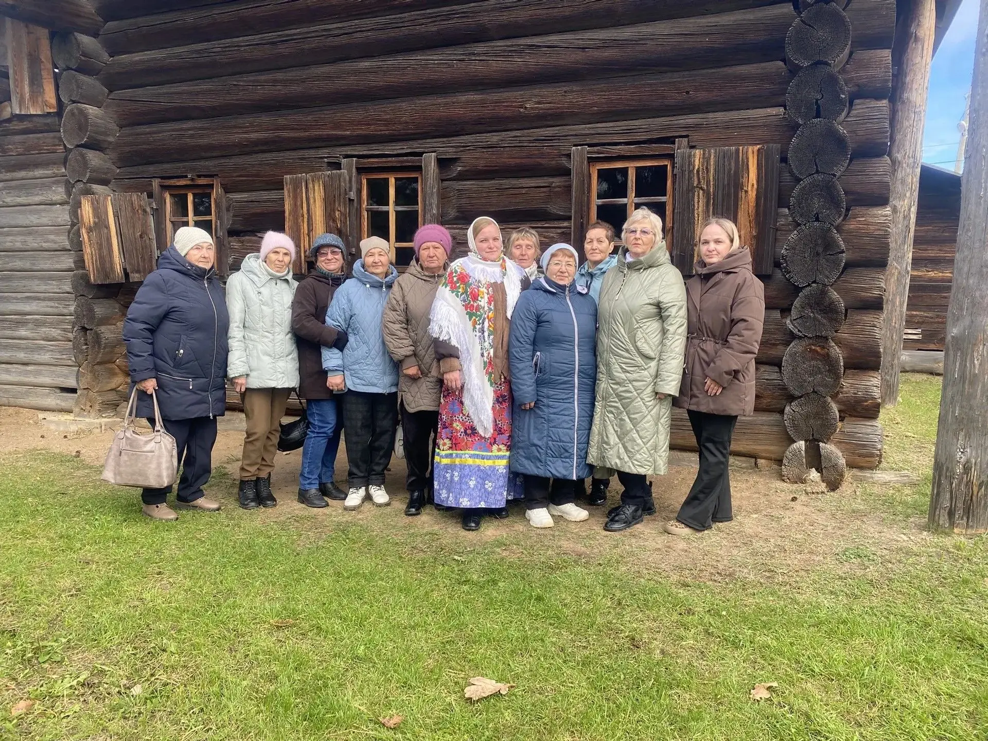 🍂 Ветераны социальной службы побывали в гостях у самовара! 🍵