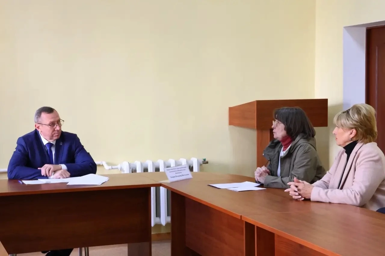 В Новомосковске разберутся с проблемой горячей воды на улице Орджоникидзе