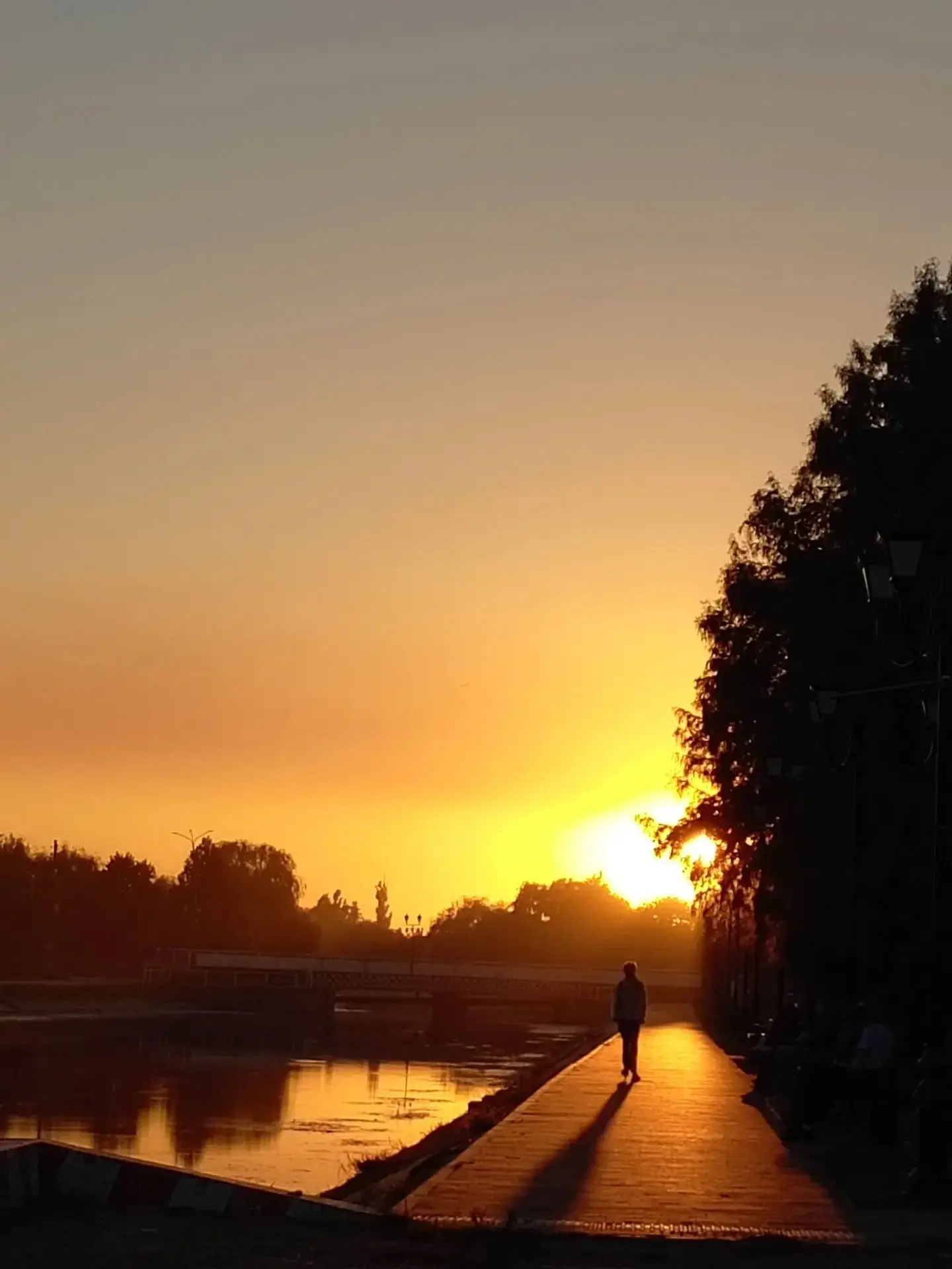 Доброе утро, друзья! ☀️ Давайте сделаем этот вторник не «днём-недельником», а днём мале...