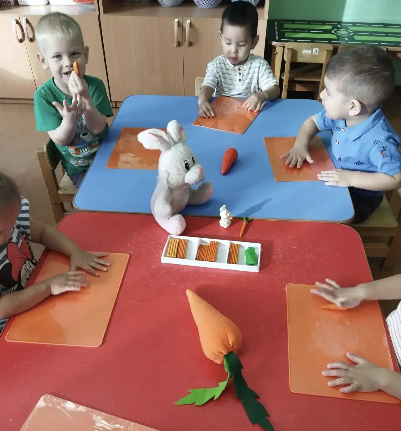 «Морковка для зайчика» 🐰🥕