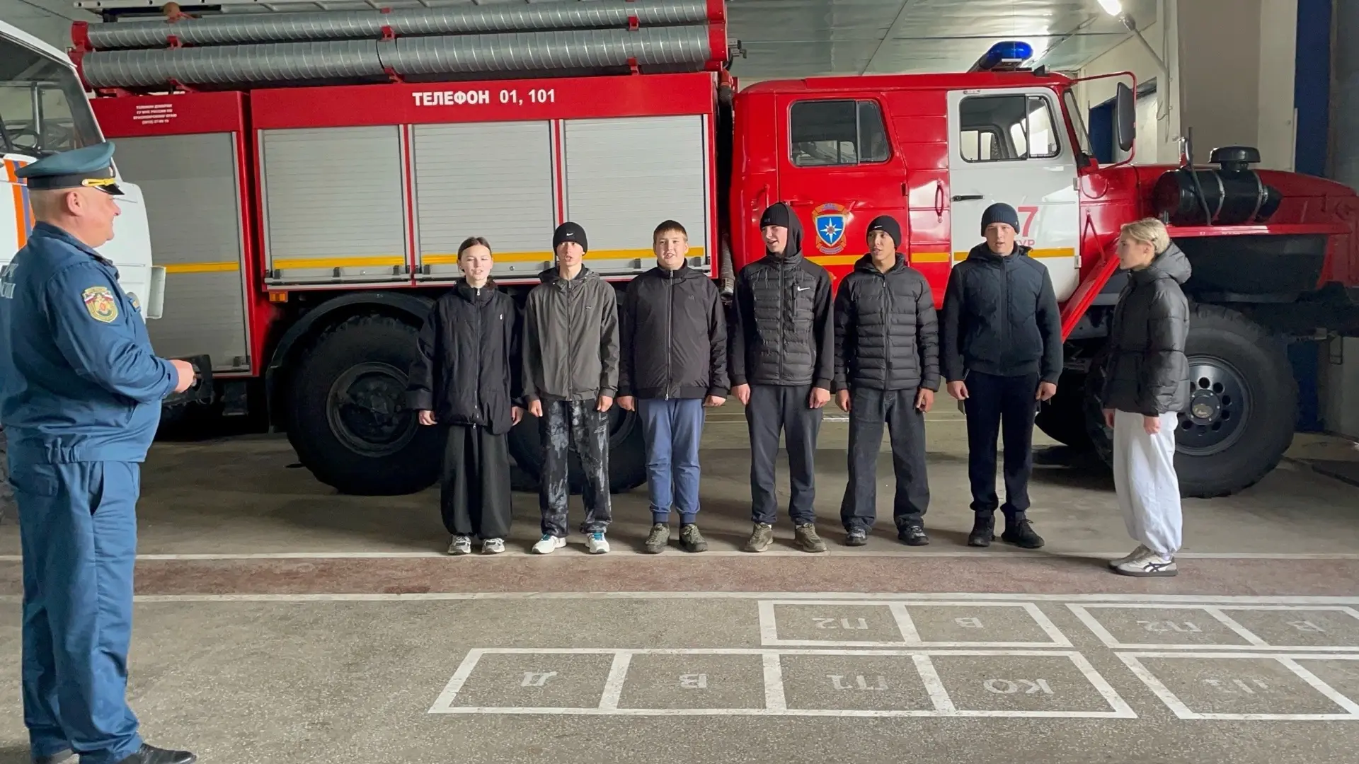 🔻В Ужуре определили лучших в пожарно-спасательной эстафете
