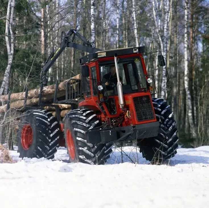🚜 Как легендарный МТЗ-82 покорил лес: история МЛПТ-354 🌲