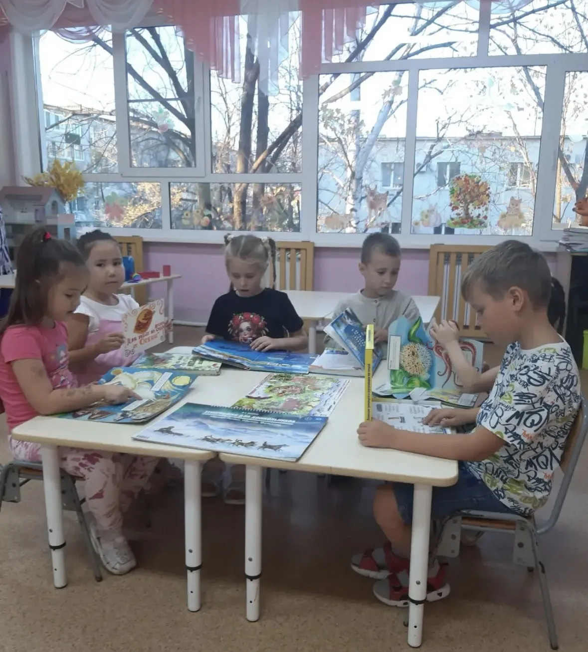 А мы продолжаем вас знакомить с нашими дисциплинами. Художественное чтение в ДОУ — это ...