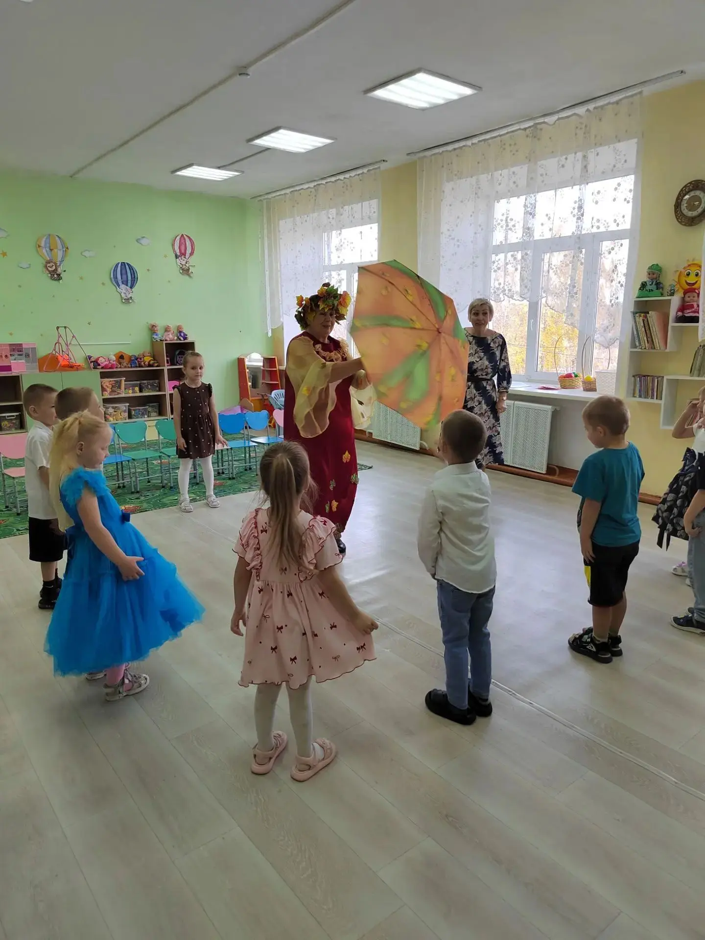 Осень, осень наступила,