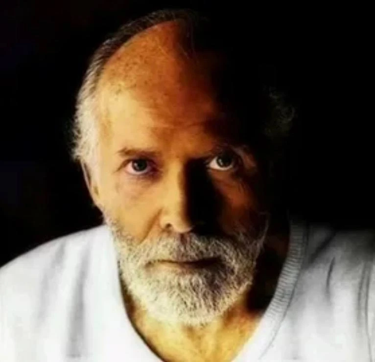 Все постоянно меняется в мире, особенно ваши мысли. Вы знаете себя, в одну минуту вы ду...