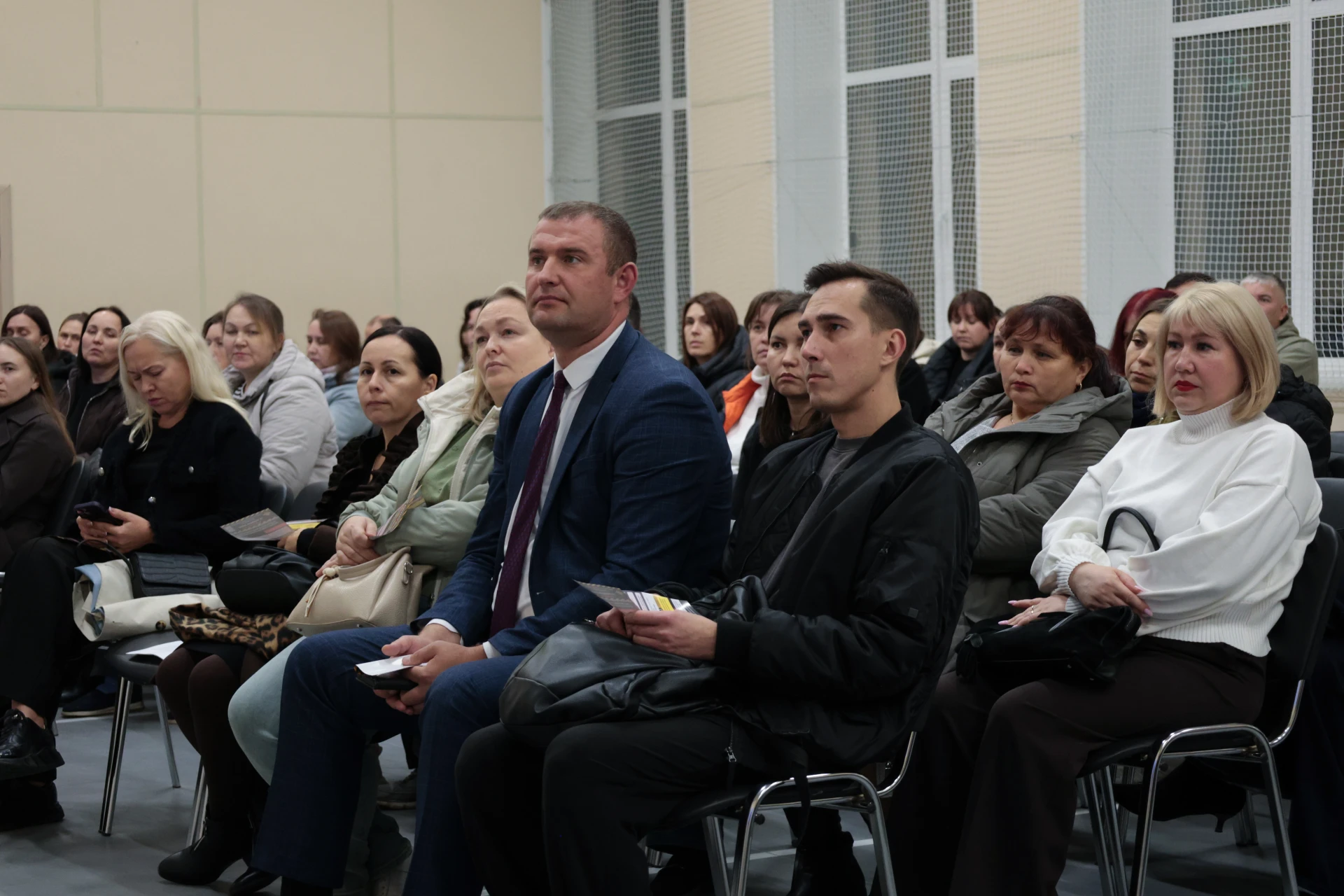 В Чебоксарах по инициативе Общественного совета при УМВД родителям первокурсников расск...