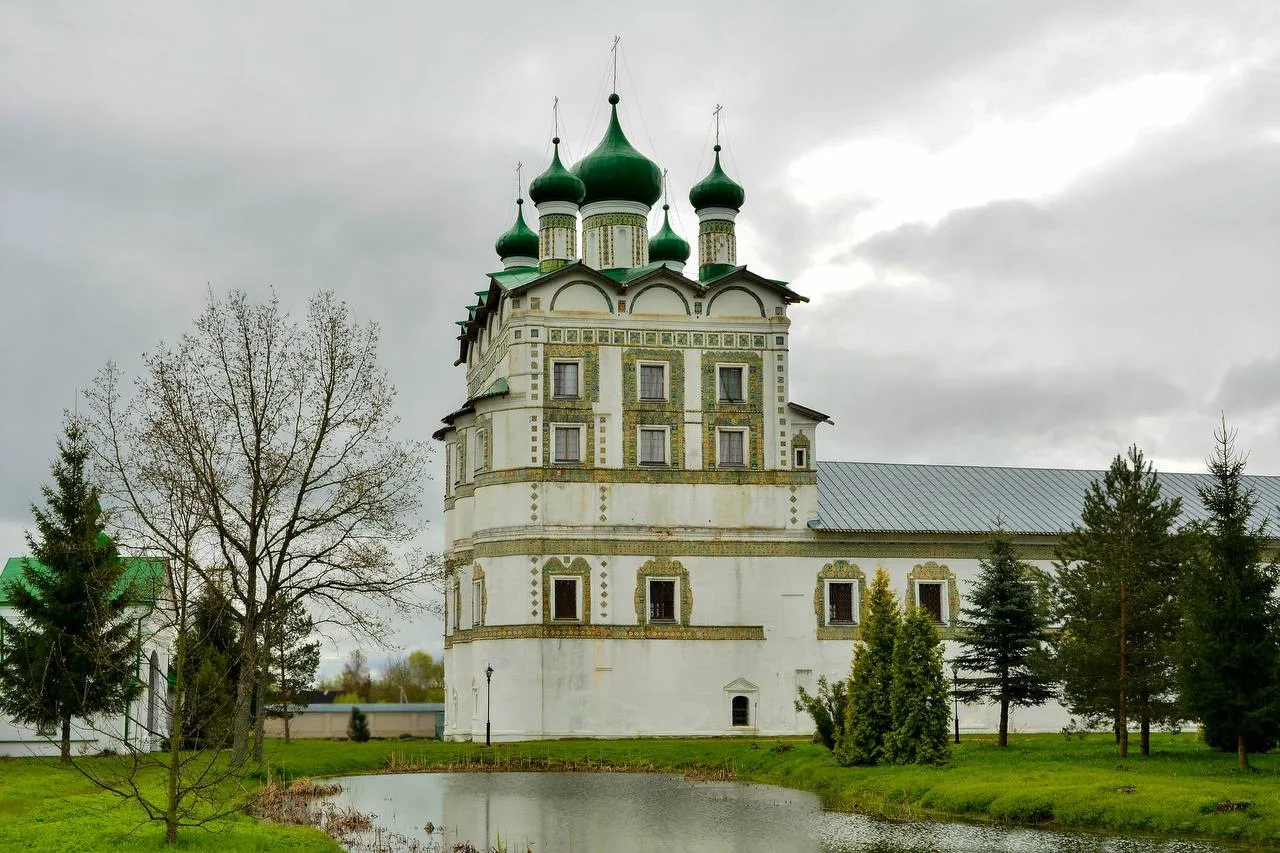 Яркое изразцовое чудо Новгородчины