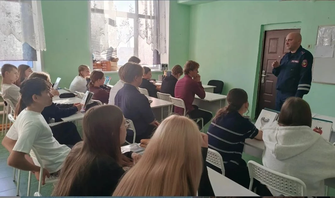 Безопасность — это профессия: встреча с ГИБДД и путь в Вузы МВД