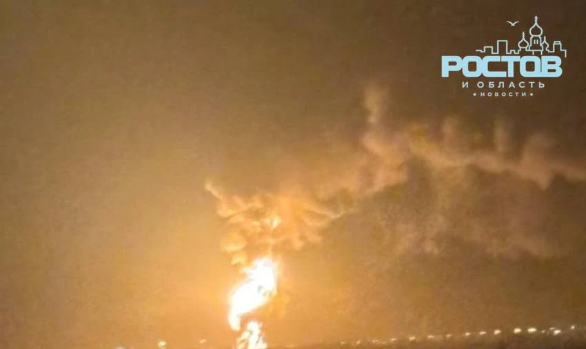 ‼️ Выброс пламени случился на пятые сутки на горящем терминале под Ростовом