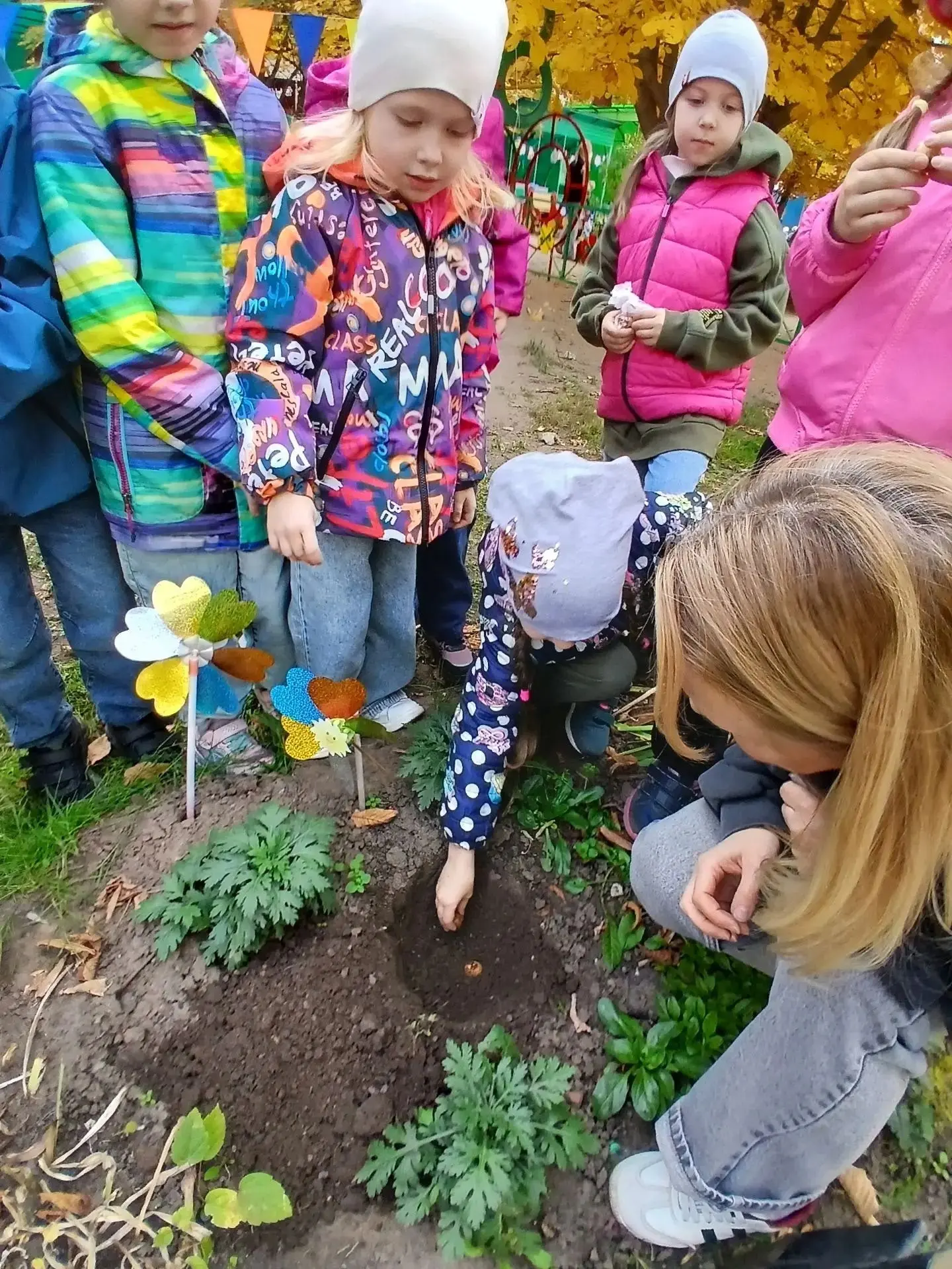 🌷"Посадили мы цветы - вот какие молодцы!"🌷