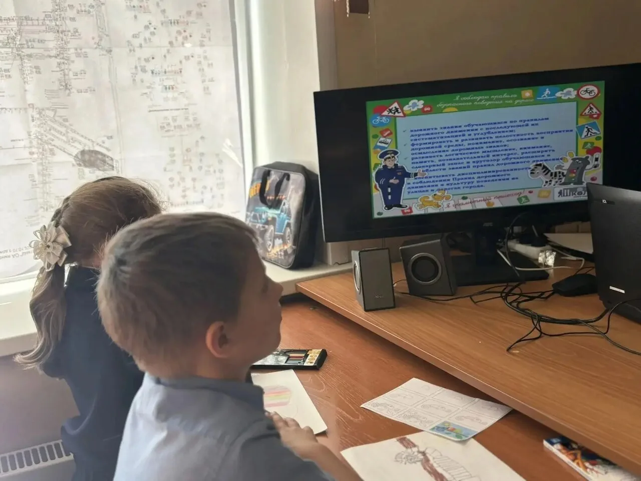 👮‍♂В Новокузнецке сотрудники Госавтоинспекции приняли участие в квизе по правилам безо...
