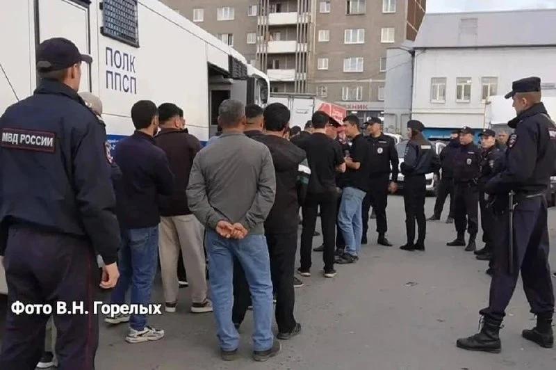 В Свердловской области выявили почти тысячу мигрантов-нарушителей С 1 по 10 октября в р...