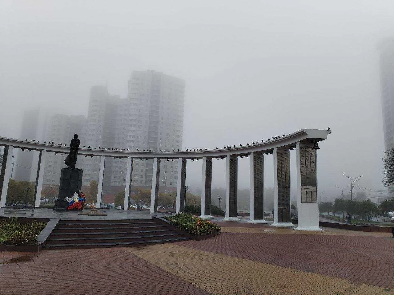 🌫️ Город окутал густой туман