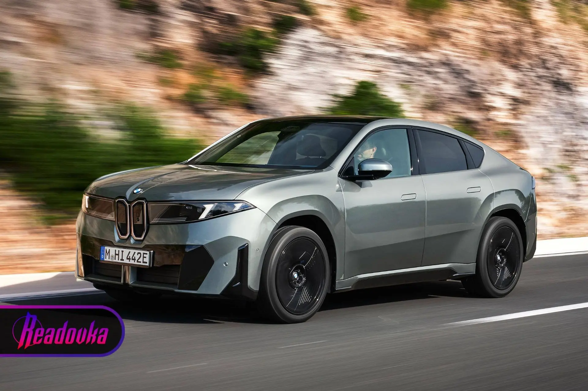 BMW представила электрический кроссовер iX4 с запасом хода до 828 км, но официально мы ...