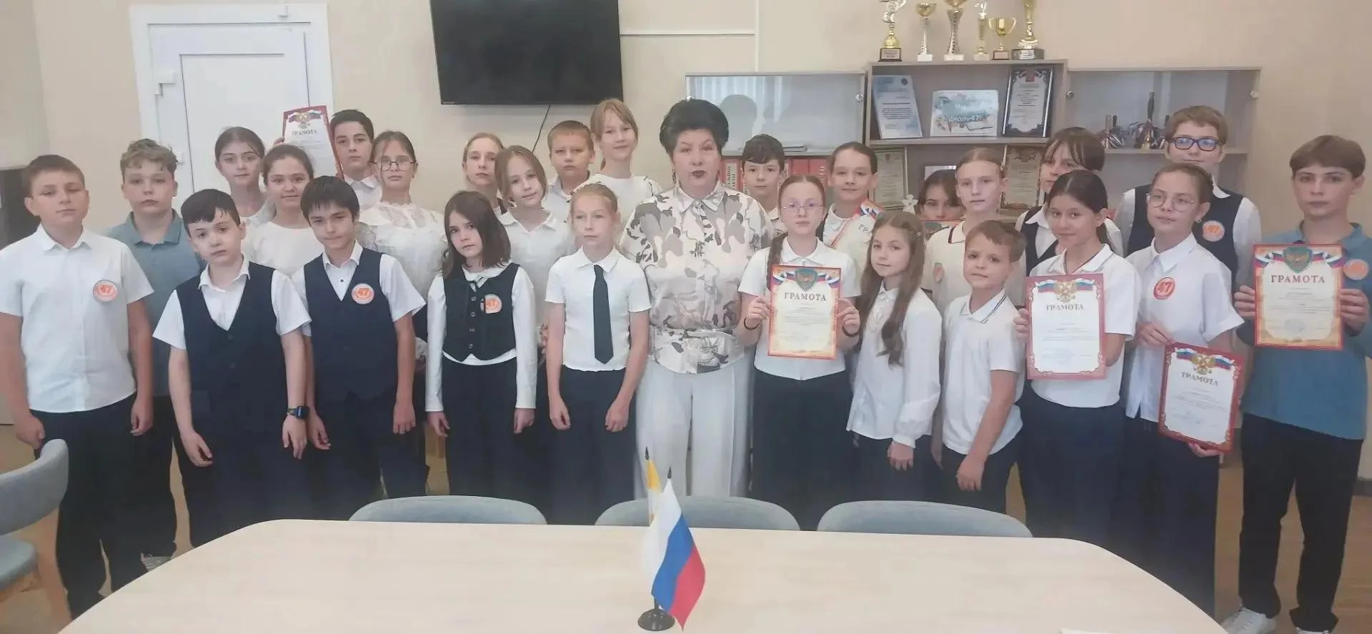 По итогам прошедшей предметной недели русского языка и литературы в школе 16 октября  2...