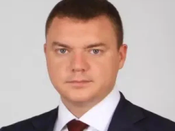 ❗️ Задержан замглавы администрации Таганрога Егор Долматов. Об этом сообщил источник Do...