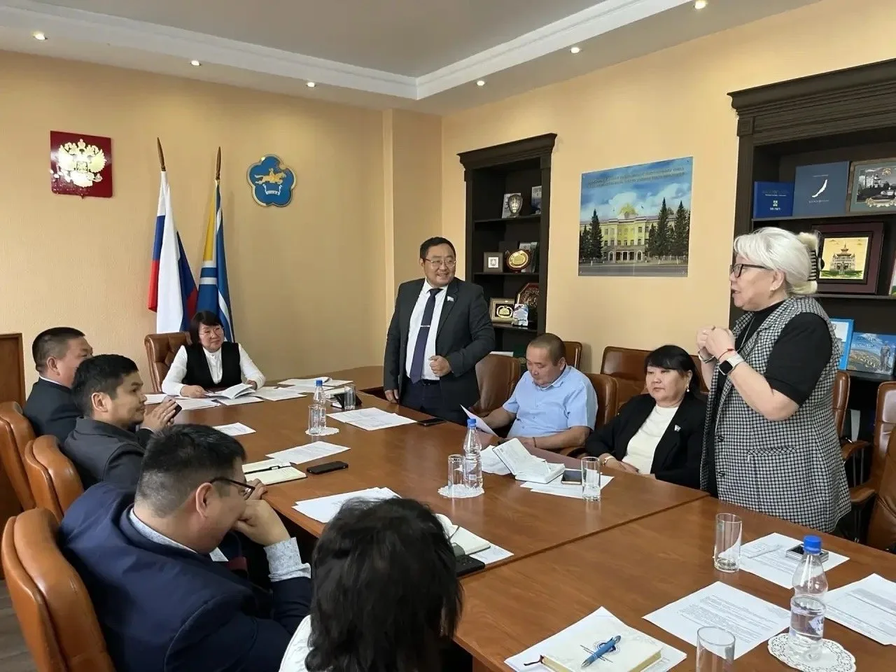 В Верховном Хурале (парламенте) Республики Тыва состоялось рабочее совещание на тему «П...