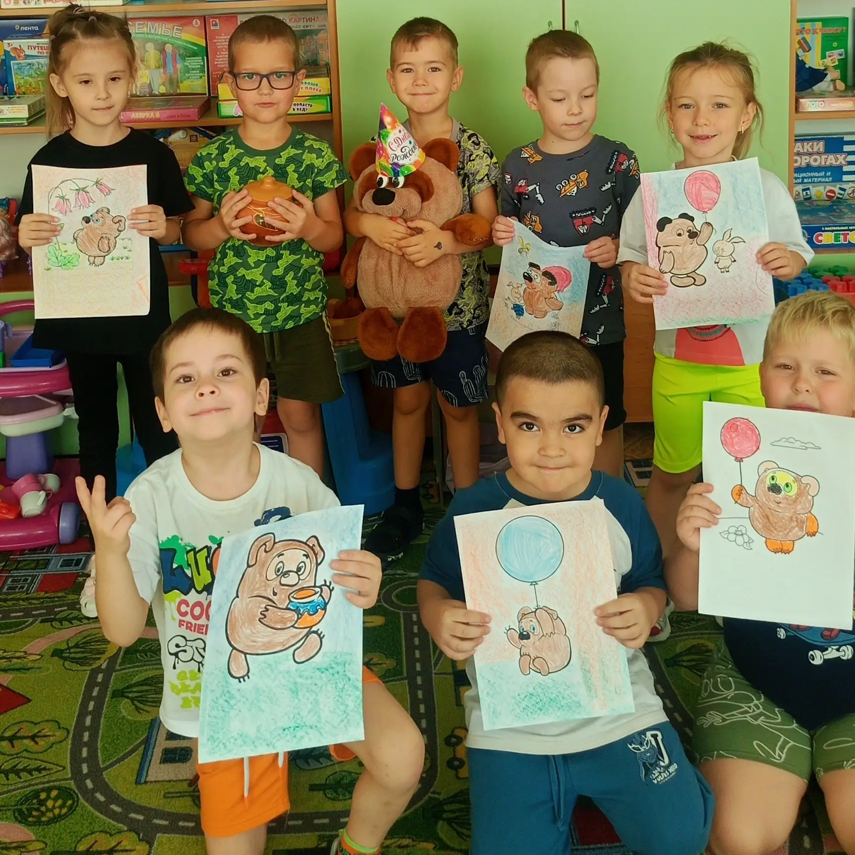 С юбилеем, Винни-Пух! 🎂 🐻