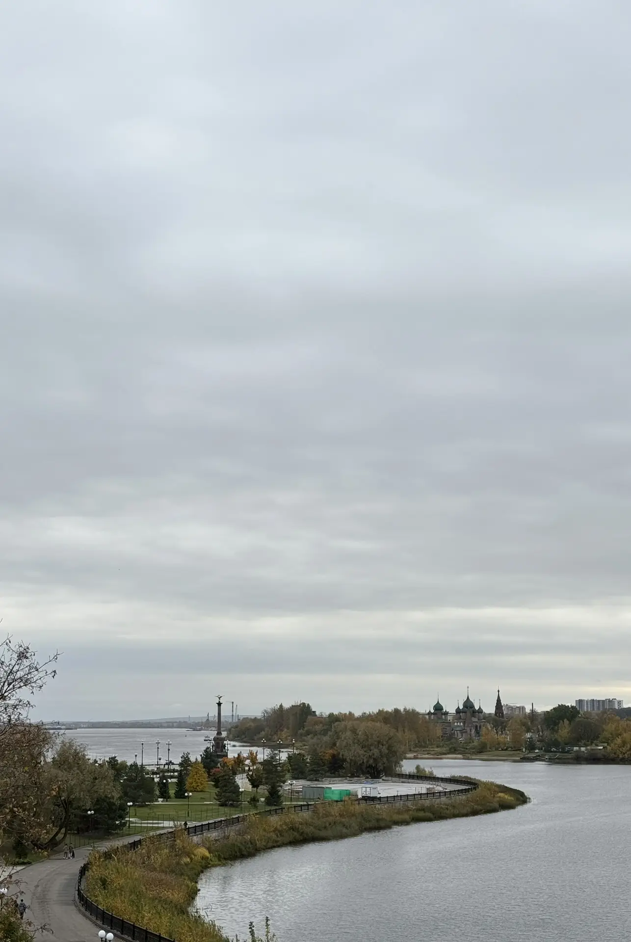 немного погуляли по городу и домой