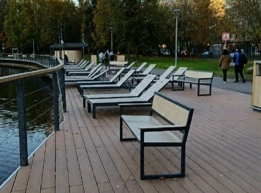 🚧 На Большом Ангарском убрали забор платной зоны