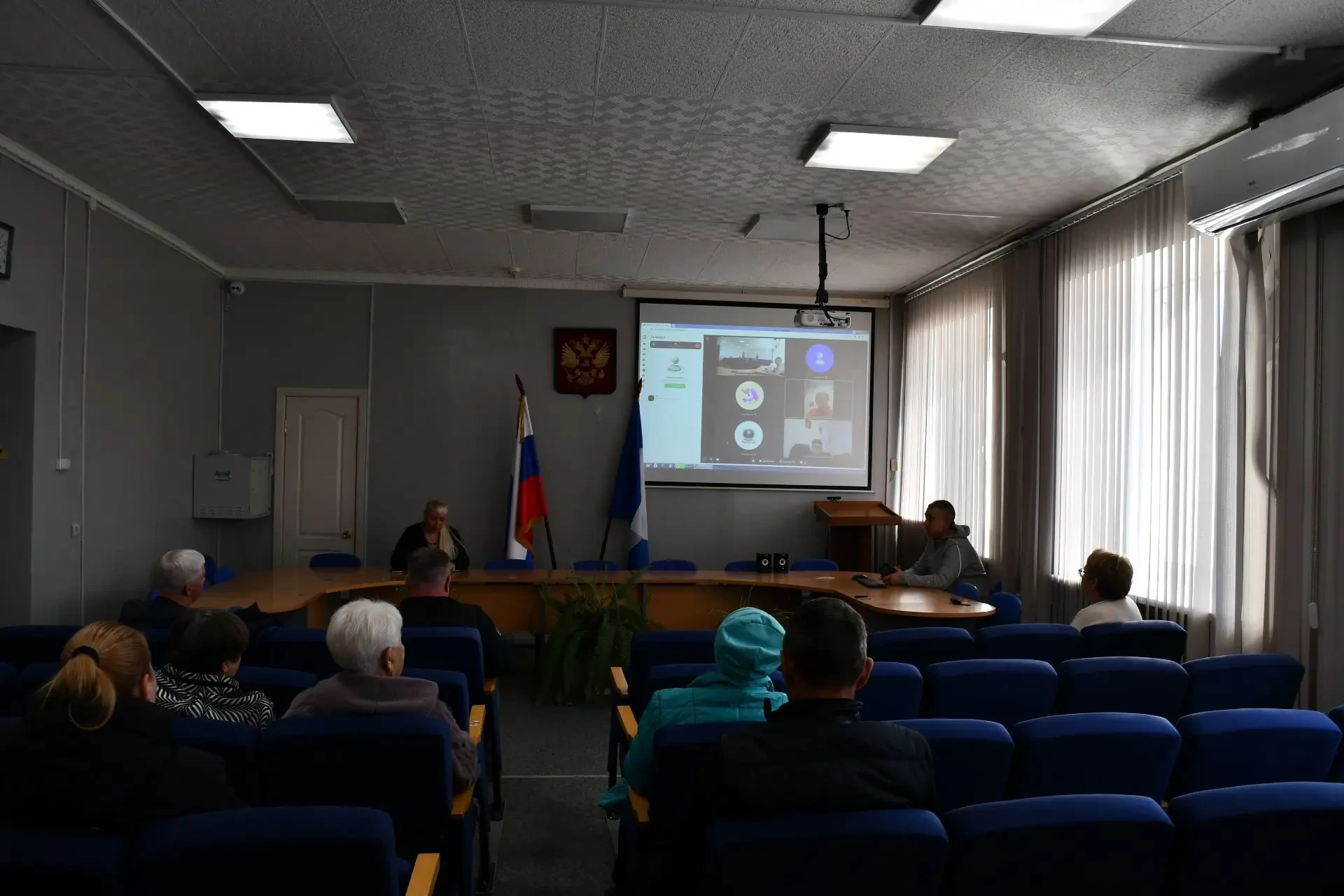 🛠 В Бодайбо обсудили вопросы ремонта многоквартирных домов