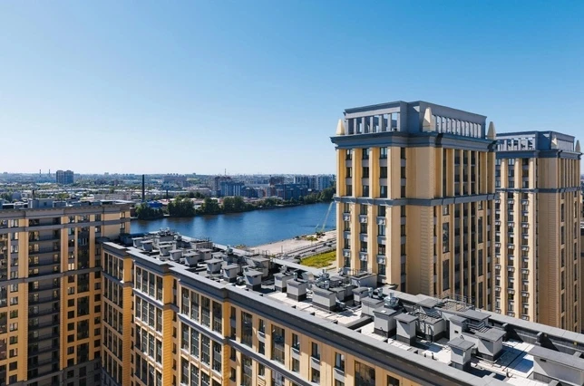 ❗ Пробка на КАД перед вантового моста: ремонт не дает передышки в выходные