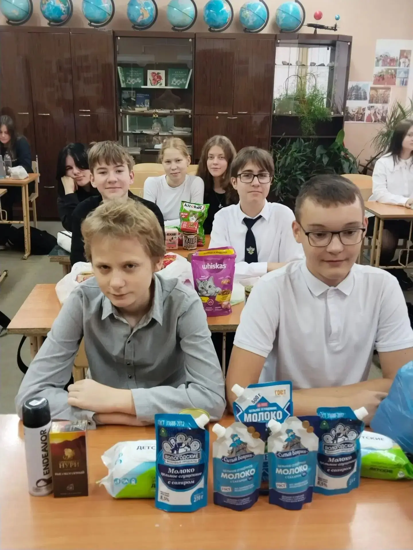 Иногда самые серьёзные дела берут на себя те, у кого рюкзак ещё чуть тяжелее обычного. ...