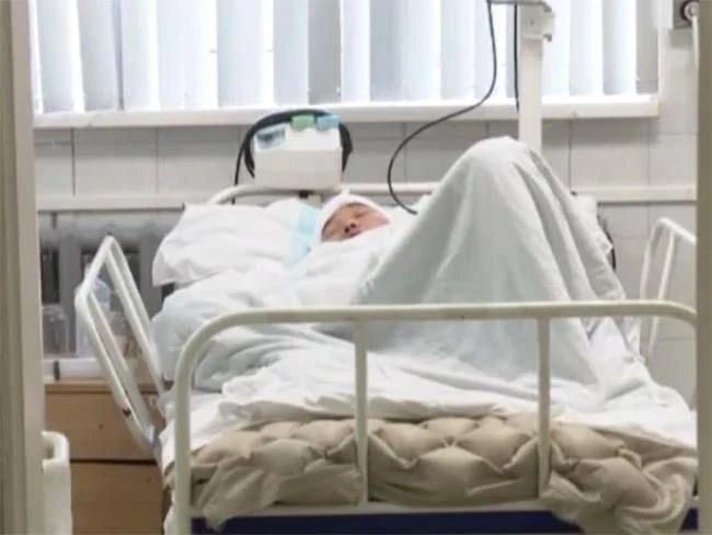 😱В Волжском иномарка сбила пешехода, шедшего на красный свет
